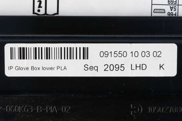 Hanskerom til Land Rover Range Rover 2013-->> (Type IV) (LAND ROVER|CK52-14K016-BA|)