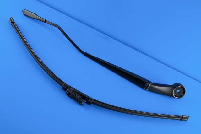 Viskerarm frontrute venstre til Ford Transit Connect, 2013-2018 Type II, Fase 1  (FORD|DT11-17526-BB)