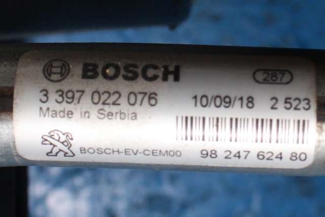 Viskermotor frontrute komplett m/overføring til Peugeot 3008 2016-->> (Type II) (PEUGEOT|98 247624 80|)