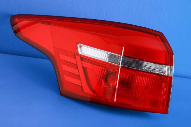 Baklykt venstre ytre til Ford Focus, 2014-2018 (Type III, Fase 2)  (FORD|F1EB-13405-EB)