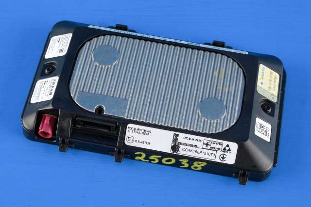 Dashbord trådløs mobillader til VW T-Roc 2017-->>  (VAG|5NA 980 611|)