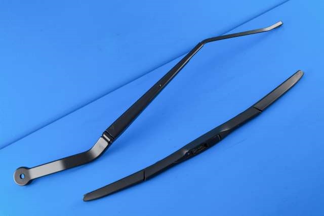 Viskerarm frontrute høyre til BMW X5, 2013-2018 (F15) (F15) (BMW|7 304 071)