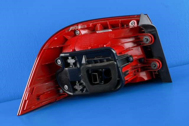 Baklykt høyre ytre til VW Passat 2011-2015 (B7) (B7) (VAG|3AF 945 096 G|)