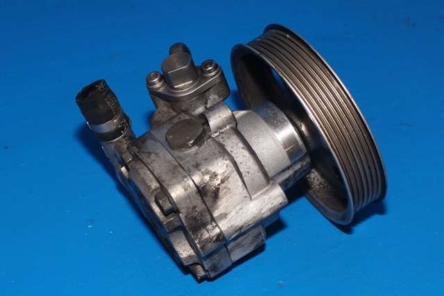 Servo pumpe mekanisk til Audi A5 2007-2016 (Type I)  (VAG|8K0 145 153 F|)