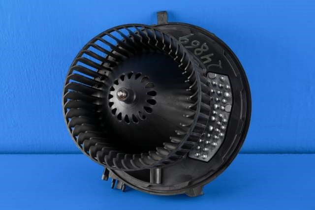 Varmeapparat motor til VW Passat, 2015-2019 (Fase 1) (B8) (B8) (VAG|3Q1 819 021 C)