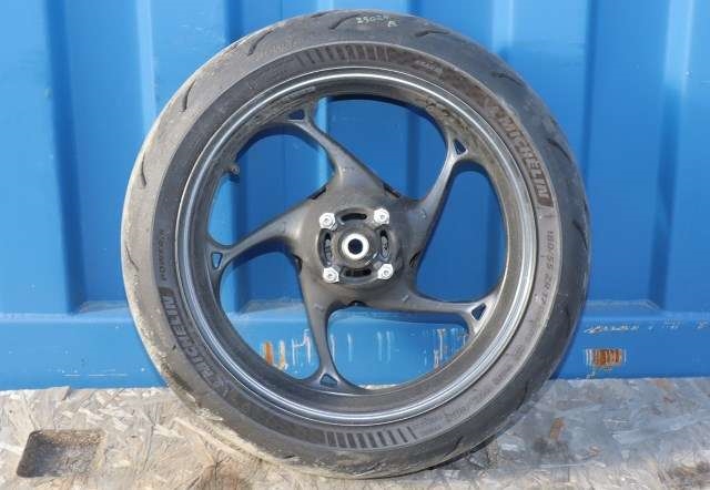 MC, Bakhjul til MC Triumph Daytona 660 2024-->>  (180 X 55 R 17"|)