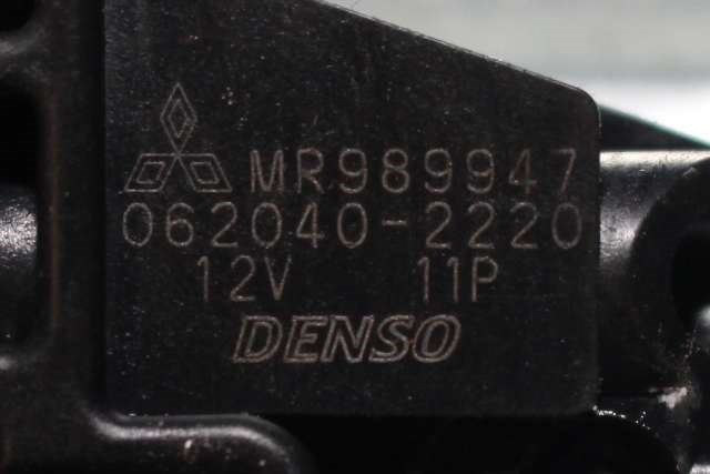 Ruteheis høyre foran til Mitsubishi Pajero 2007-2016 (Type IV, Fase 1)  (DENSO|062040-2220|MR989947|)