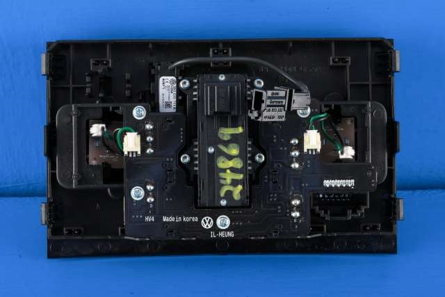 Taklyspanel til VW Passat 2015-2019 (Fase 1) (B8) (B8) (VAG|5TA 947 105 C|)