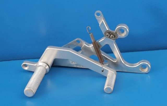 MC, Fotbrems til MC Yamaha YZF-R6 1999-2002