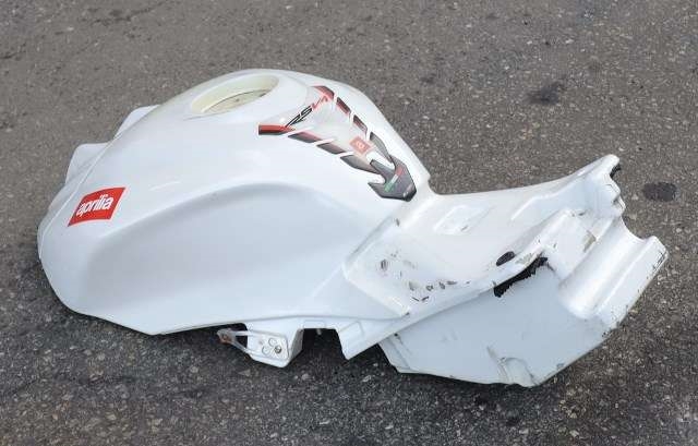 MC, Bensintank til MC Aprilia RSV4 2009-2015  