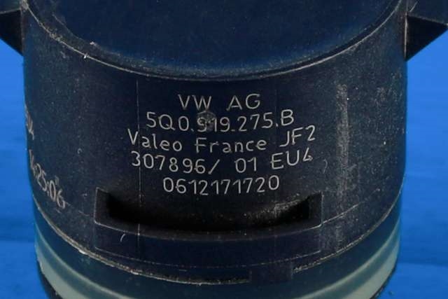 Parkeringssensor foran til VW Passat 2015-2019 (Fase 1) (B8) (B8) (VAG|5Q0 919 275 B|)