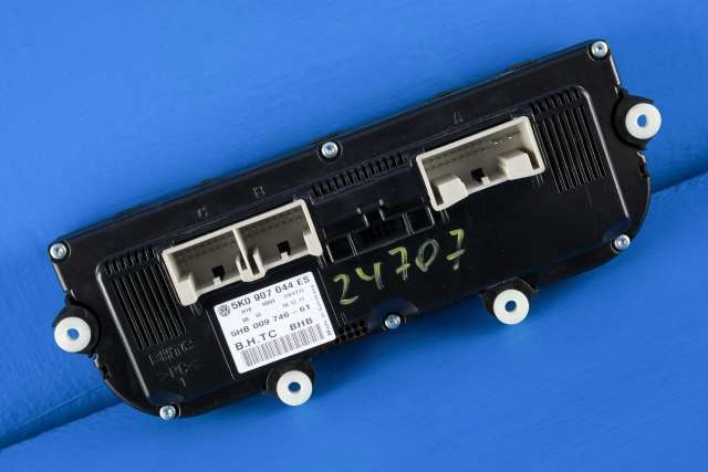 Varmeapparat betjening til VW Touran 2010-2015 (Type I, Fase 3) (HELLA|5HB 009 746-61|5K0 907 044 ES|)