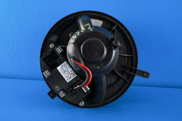 Varmeapparat motor til VW Touran 2010-2015 (Type I, Fase 3)  (VAG|1K1 820 015 J|)