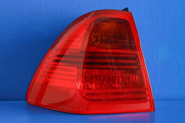Baklykt venstre ytre til BMW 3-Serie, 2005-2011 (E90/E91/E92/E93) (E90/E91/E92/E93) (BMW|7 160 061)
