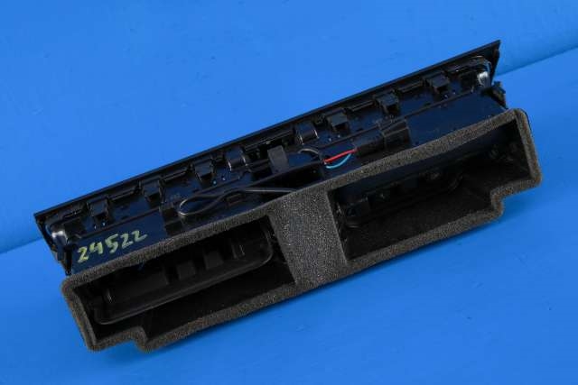 Dashbord friskluftdyse midtkonsoll til Audi A4 2007-2014 (Type IV) (B8) (B8) (VAG|8T1 820 951 C|)