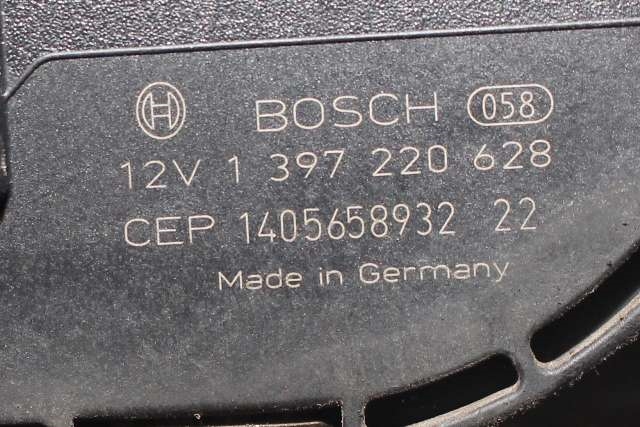 Viskermotor frontrute komplett m/overføring til Volvo V60/V60 CC 2013-2018 (Type I, Fase 2)  (BOSCH|1 397 220 628|)