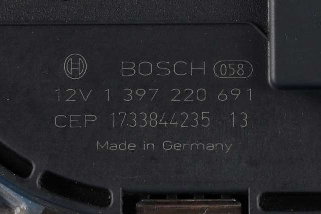 Viskermotor frontrute komplett m/overføring til VW Passat 2015-2019 (Fase 1) (B8) (B8) (VAG|3G1 955 023 D|3G1 955 119 A|)