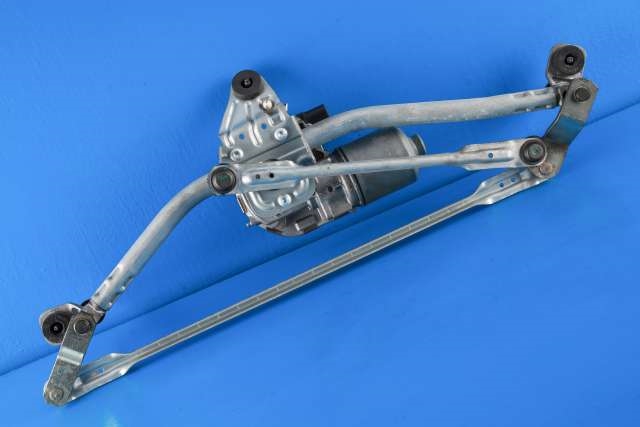 Viskermotor frontrute komplett m/overføring til VW Passat 2015-2019 (Fase 1) (B8) (B8) (VAG|3G1 955 023 D|3G1 955 119 A|)