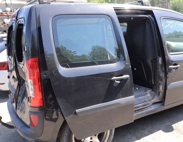 Dør høyre skyvedør til Mercedes Citan, 2012-2021 (W415) (W415) 