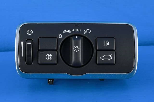 Bryter lys til Volvo V60/V60 CC, 2013-2018 (Type I, Fase 2)  (VOLVO|30739448)