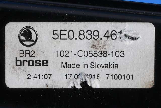 Ruteheis venstre bak til Škoda Octavia 2013-2016 (Type III, Fase 1)  (VAG|5E0 839 461|)