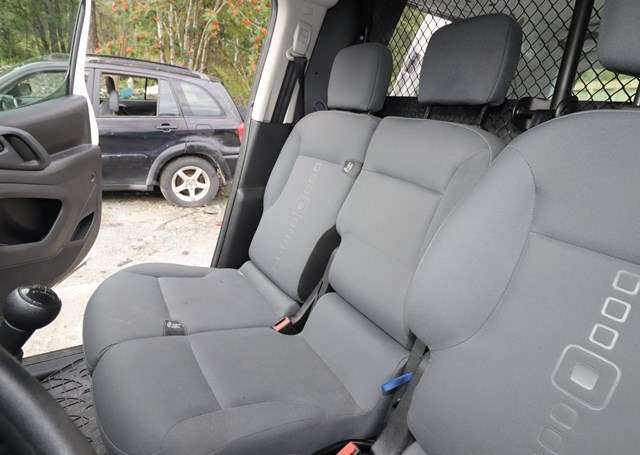 Sete foran høyre til Citroën Berlingo 2008-2015 (Type II, Fase 1)