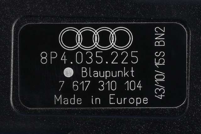 Antenne forsterker til Audi A3 2009-2012 (Type II, Fase 2)  (BLAUPUNKT|7 617 310 104|8P4 035 225|)