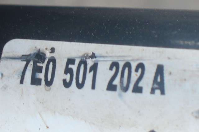 Drivaksel høyre bak, diesel/automat til VW Transporter / Caravelle 2015-2019 (T6) (T6) (VAG|7E0 501 202 A|)