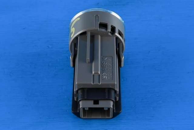Bryter start/stopp til Toyota Prius 2009-2016 (Type III) (COMBI) (COMBI)