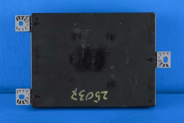 Styreenhet (SAM - Signal Acquisition Module) til Mercedes E-Klasse 2016-2023 (W213) (W213) (HELLA|5DK 014 334-06|A 213 900 98 29|)