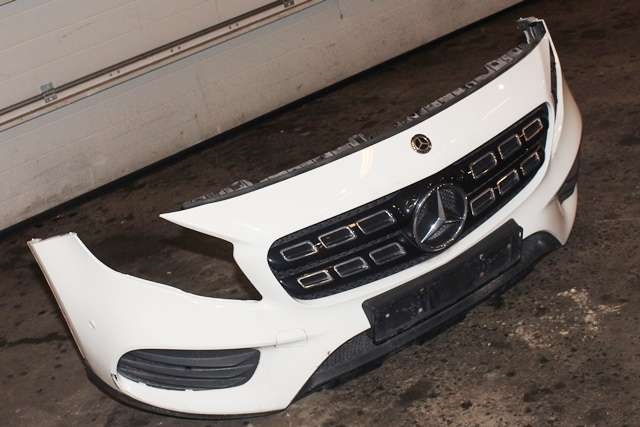 Støtfanger foran til Mercedes GLA, 2014-2020 (X156) (X156) 