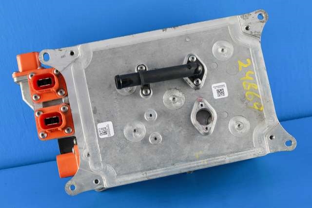 Batterilader (OBC - On Board Charger) til VW Passat, 2015-2019 (Fase 1) (B8) (B8) (VAG|5QE 915 682 AF)