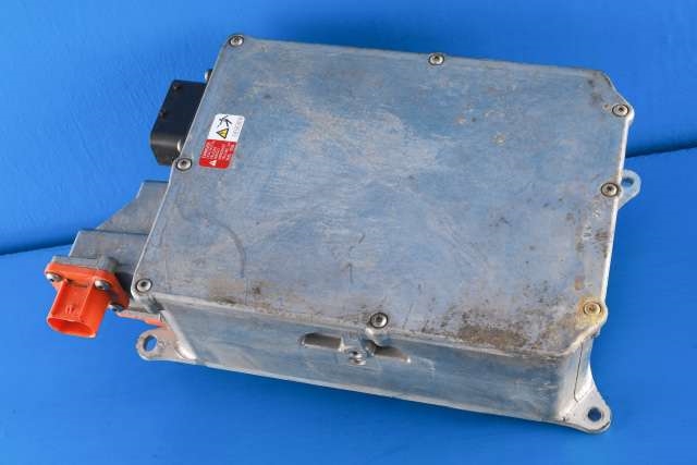 Batterilader (OBC - On Board Charger) til VW Passat 2015-2019 (Fase 1) (B8) (B8) (VAG|5QE 915 682 AF|)