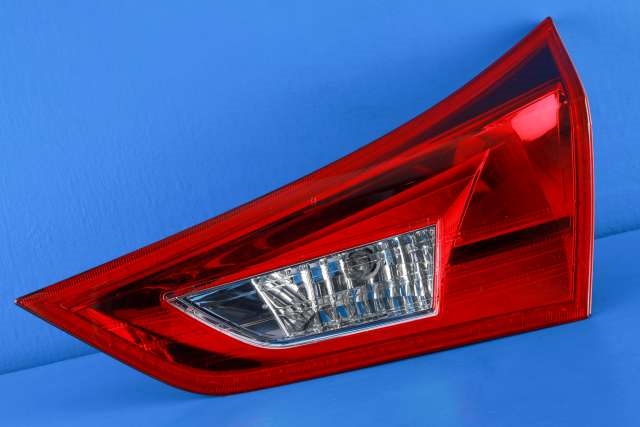 Baklykt høyre indre til Toyota Auris, 2013-2015 (Type II, Fase 1)  
