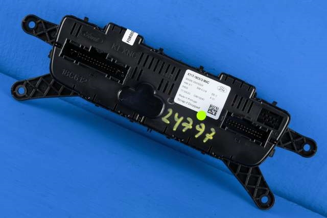Varmeapparat betjening til Ford Transit Connect 2018-->> Type II, Fase 2  (FORD|KT1T-18C612-MAC|)