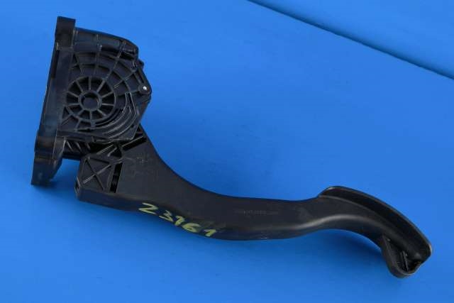 Pedal gass til Peugeot Partner 2019-->> (Type III) (PEUGEOT|98 360422 80|)