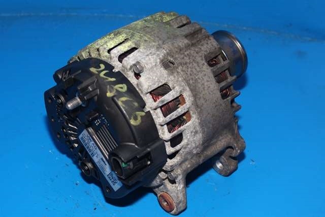 Dynamo til VW Golf VII 2012-2017 (Fase 1)  (VALEO|TG14C071|04C 903 023 K. 14 VOLT - 140 AMP|)