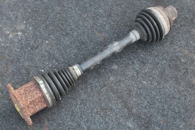 Drivaksel høyre foran, diesel/manuell til Audi A4 2007-2014 (Type IV) (B8) (B8) (VAG|8K0 407 271 P|)