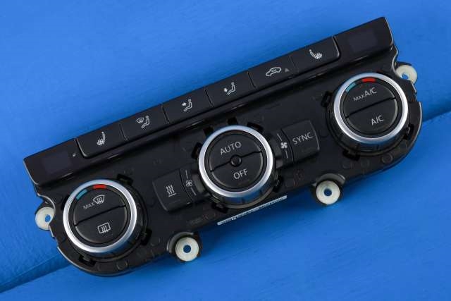 Varmeapparat betjening til VW Touran, 2010-2015 (Type I, Fase 3) (HELLA|5HB 011 257-53)