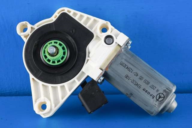 Ruteheis, kun motor, venstre bak til Mercedes E-Klasse, Coupe/Cab 2013-2017 (Fase 2) (C207) (C207) (MERCEDES|A 207 820 05 42|)