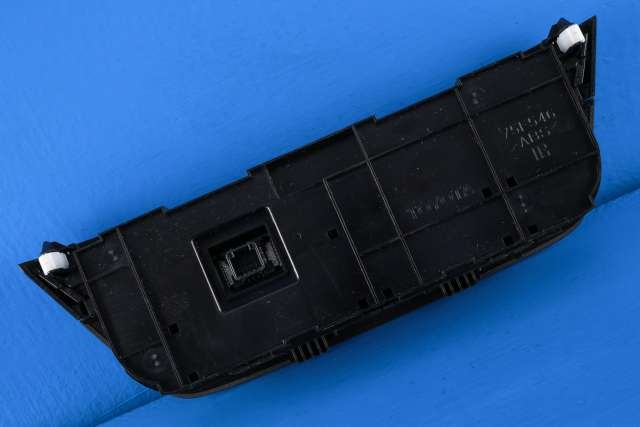 Varmeapparat betjening til Toyota RAV4 2013-2015 (Type IV, Fase 1)  (TOYOTA|55900-42410|)
