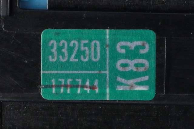 Bryter blink til Toyota RAV4 2013-2015 (Type IV, Fase 1)  (TOYOTA|33250-17F744|)