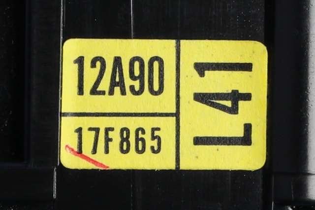 Bryter visker til Toyota RAV4 2013-2015 (Type IV, Fase 1) (TOYOTA|12A90-17F865|)