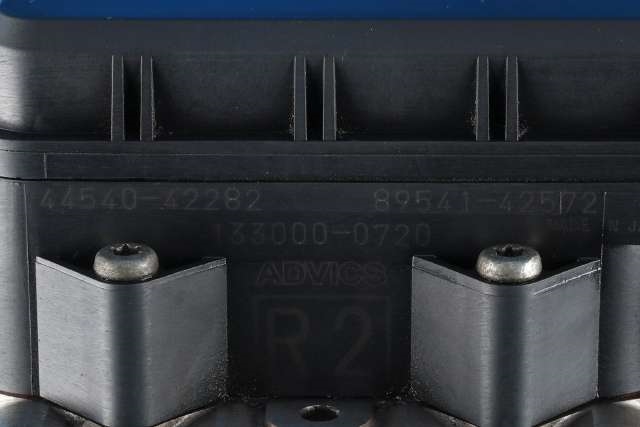 ABS sentral til Toyota RAV4 2013-2015 (Type IV, Fase 1) (ADVICS|133000-0720|44540-42282|)