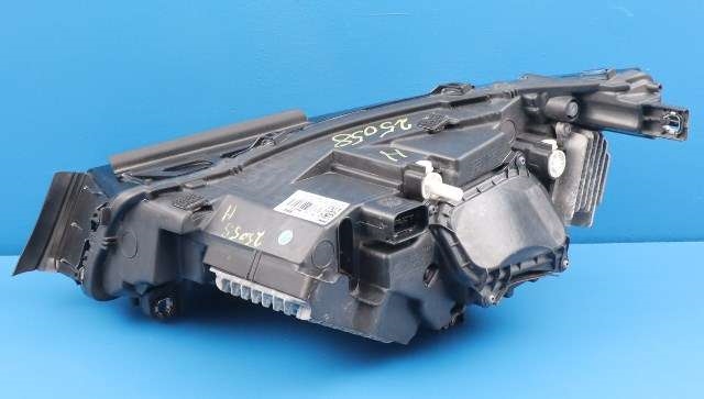 Frontlykt høyre full-LED til BMW i3 2013-2022  (BMW|63.11-9 853 420|)