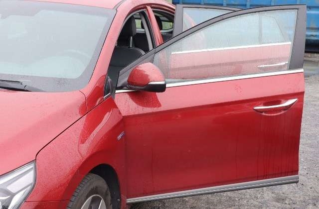 Dør venstre foran til Hyundai Ioniq Electric 2016-2019 (Fase 1)