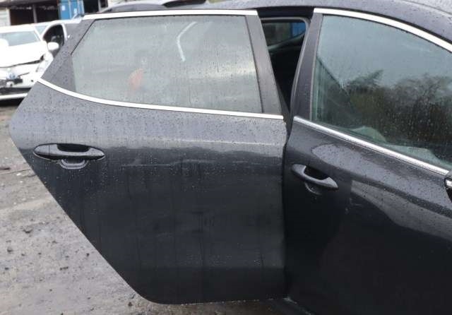 Dør høyre bak til Kia Cee