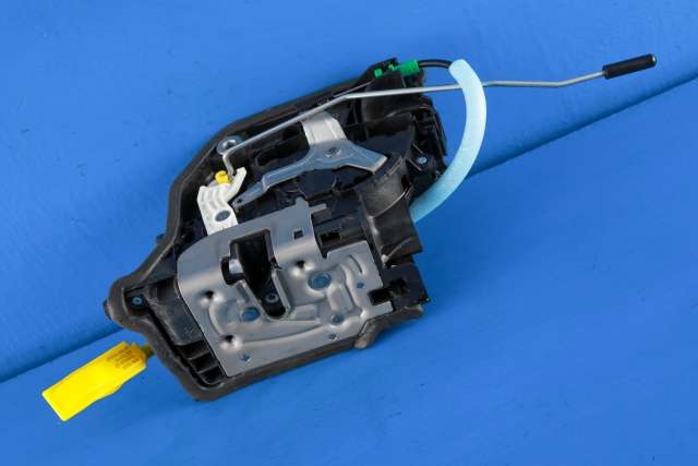 Låsekasse venstre bak til BMW 2-Serie, Active/Gran Tourer, 2014-->> (F45/F46) (F45/F46) (BMW|7 281 943)