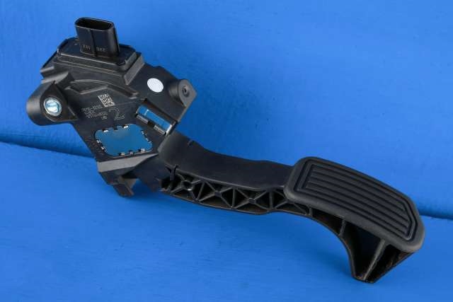 Pedal gass til Toyota Auris, 2013-2015 (Type II, Fase 1)  (TOYOTA|78110-02120)