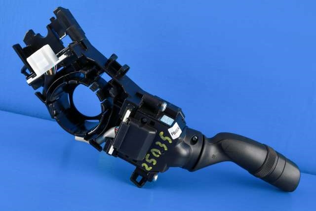 Bryter blink til Toyota RAV4 2019-->> (Type V) (TOYOTA|33400-17J781|)